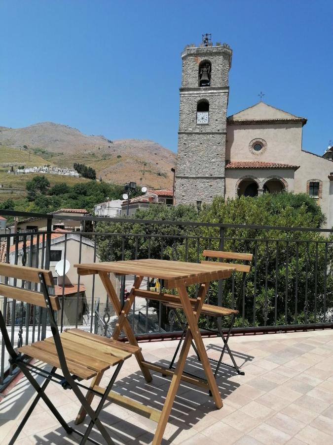 Bed and Breakfast La Rocca Dei Borboni Santa Domenica Talao Exterior foto